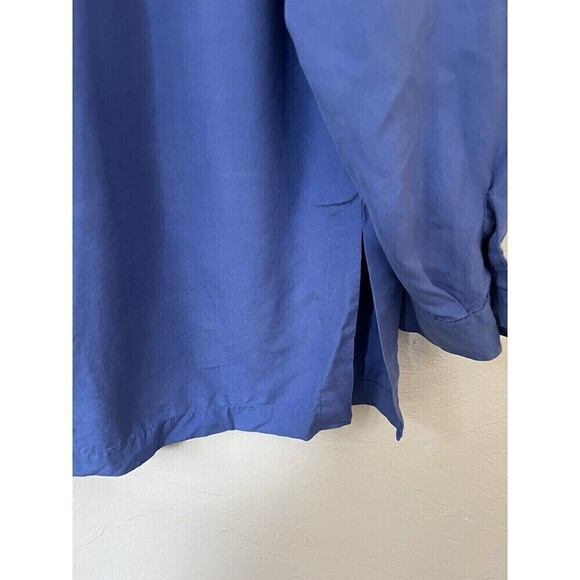 90s Lord & Taylor Silk Blue Button Down Blouse Tailored Size Medium Shirt Top - Picture 5 of 9